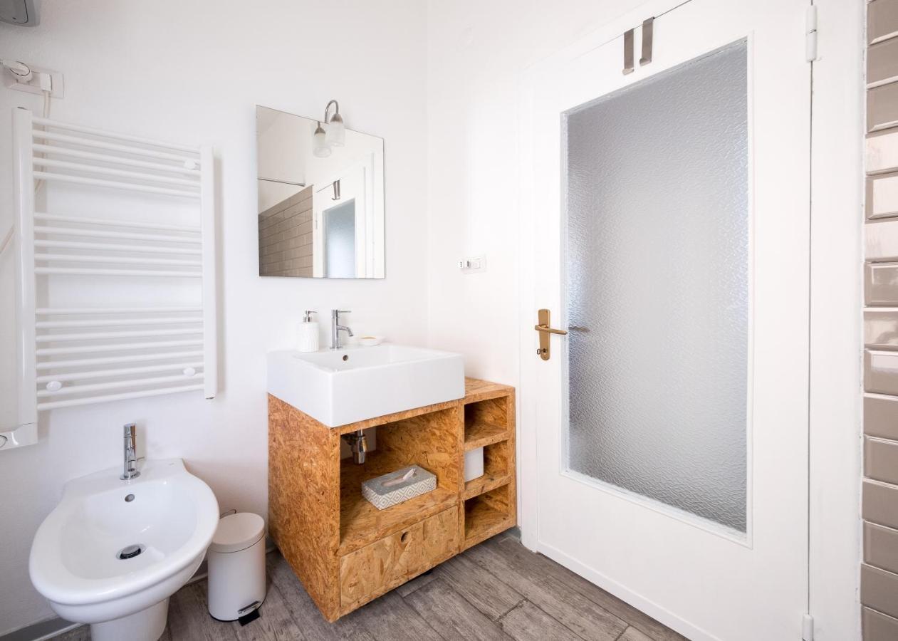 Domus Deiana Apartment กาญารี ภายนอก รูปภาพ
